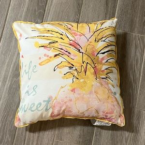 Pineapple pillow